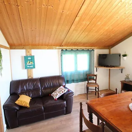 Charmant Chalet Avec Jardin Et Terrasse, Proche Randonnees, Ski Et Attractions Touristiques - Fr-1-742-540 Holiday home