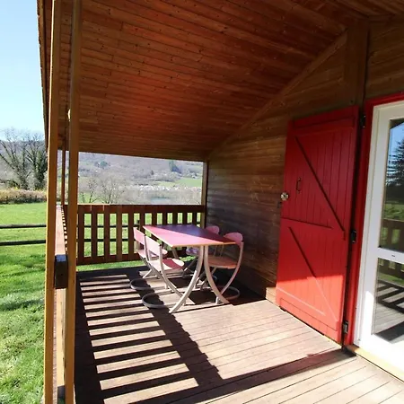 Charmant Chalet Avec Jardin Et Terrasse, Proche Randonnees, Ski Et Attractions Touristiques - Fr-1-742-540